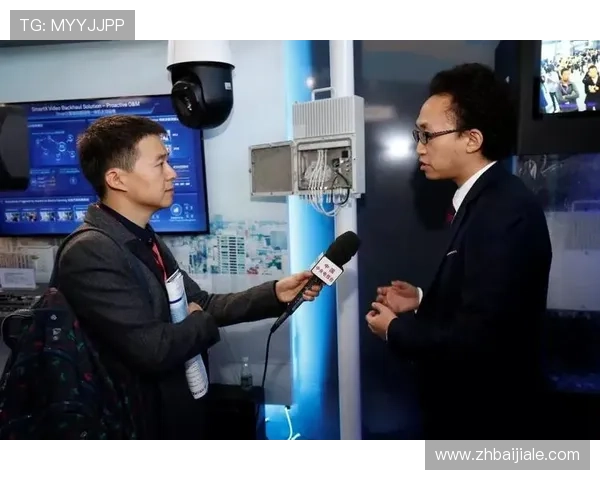 安博真人：引领高清直播新潮流，打造最真实的网络娱乐体验安博真人多个角度展现真实场景，提供多样化互动玩法开启虚拟娱乐新时代，让你的每一次体验都身临其境安博真人不断创新突破，打造极致视觉沉浸感满足不同用户的多样化娱乐需求